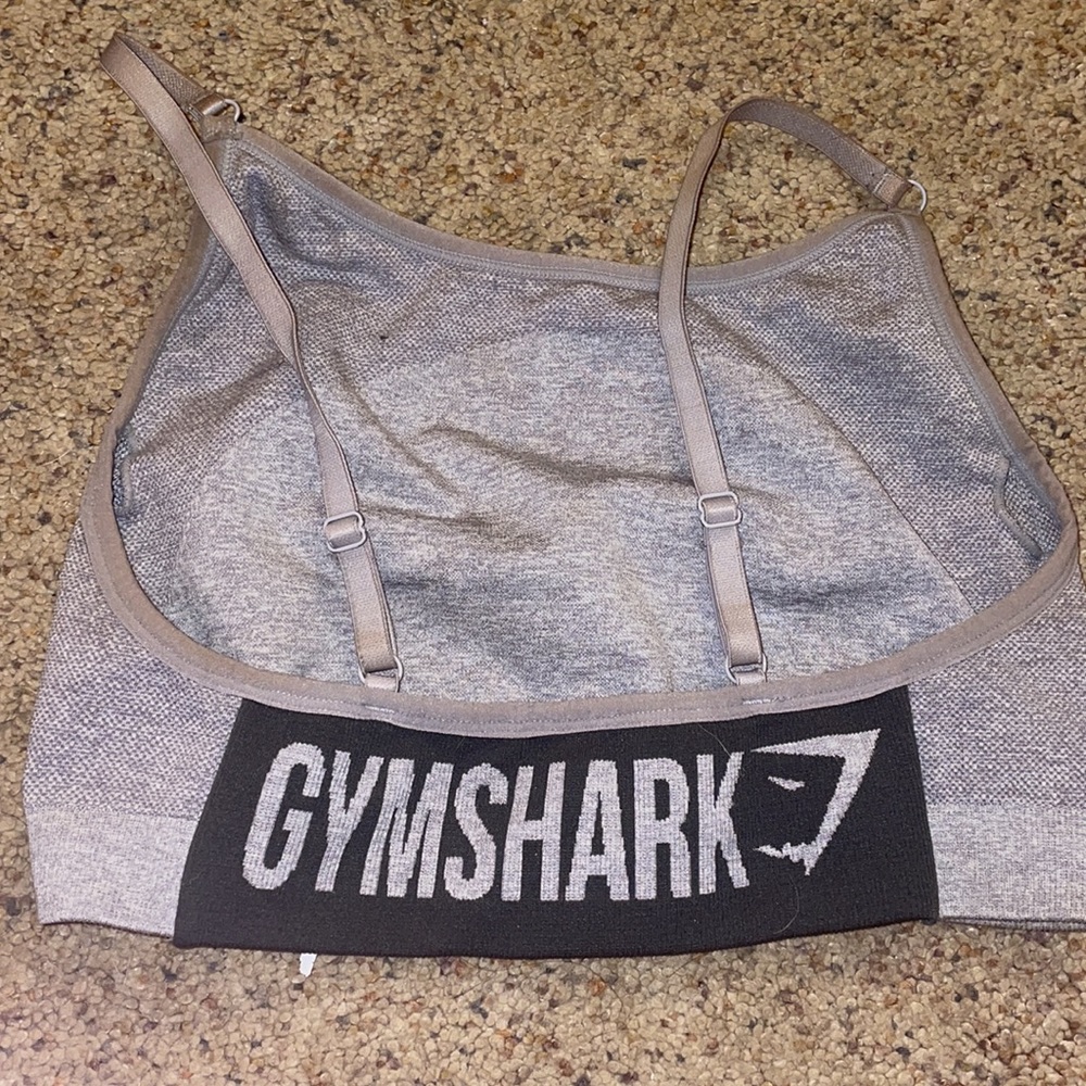 Medium gymshark sports bra